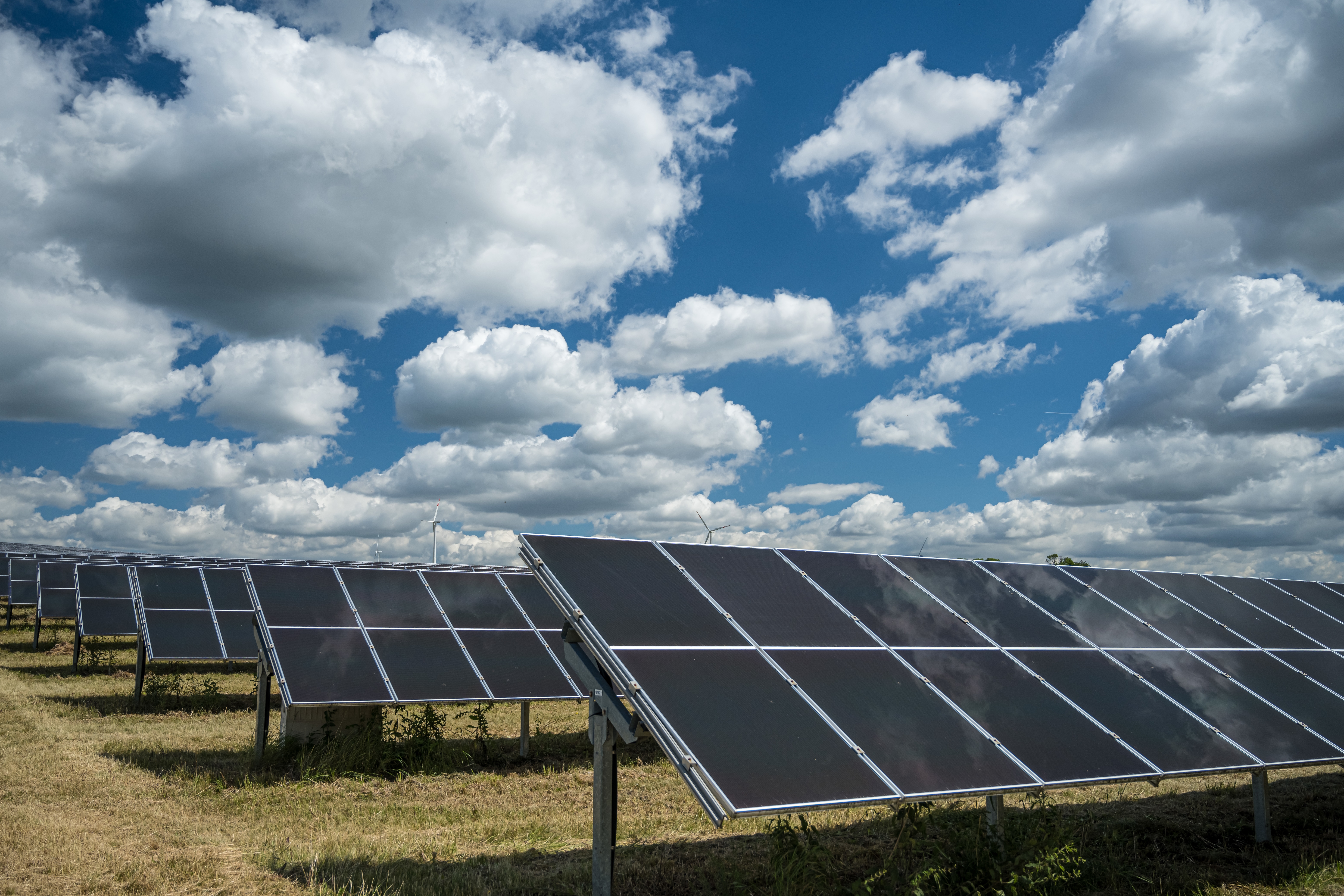 Parque solar em solo